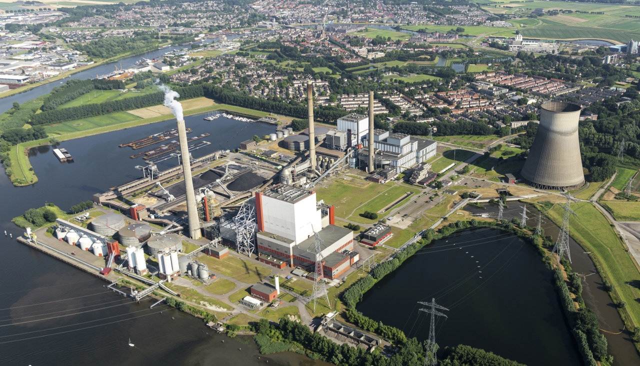 ENERGIE, RESURSE NATURALE ȘI INDUSTRIE
