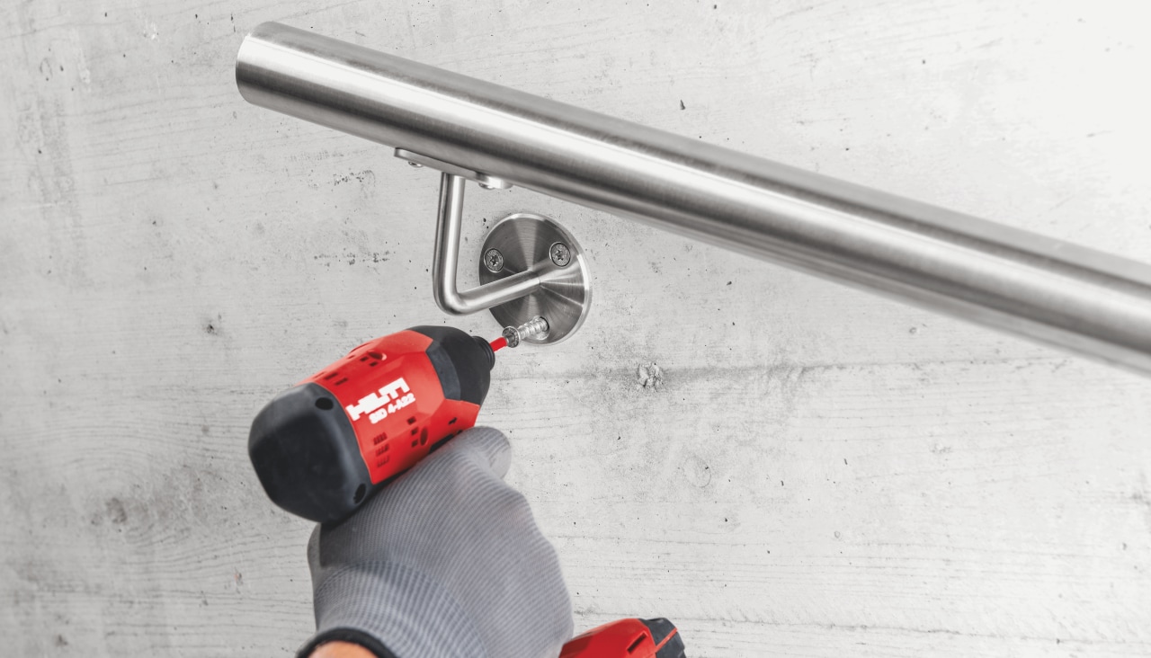 Elemente de fixare pentru balustrade