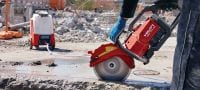 Fierăstrău cu motor electric DSH 700-22 (mâner posterior) Fierăstrău cu motor electric, cu mâner posterior, pentru sarcini mari, pe acumulator, pentru beton, metal și zidărie (platforma de acumulatori Nuron) Aplicații 4