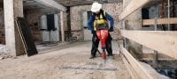 Ciocan pneumatic TE 2000-22 pe acumulator Ciocan pneumatic puternic și ușor, pe acumulator, pentru spargerea betonului și alte lucrări de demolare (platforma pe acumulatori Nuron) Aplicații 4