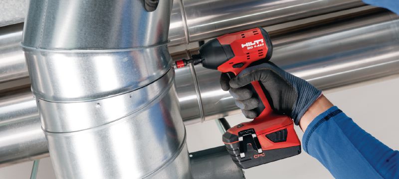 Șurubelnițe pe acumulator cu impact tangențial SID 4-A22 Șurubelniță cu impact din clasa compactă, pe acumulator de 22 V și mandrină cu clic hexagonală 1/4 pentru sarcini medii Aplicații 1