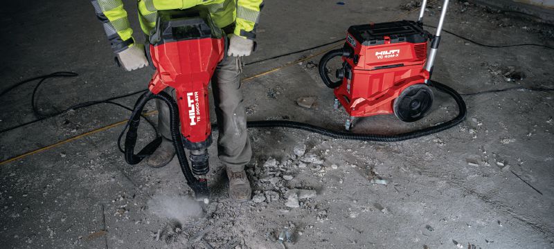 Ciocan pneumatic electric TE 3000-AVR pentru sarcini mari Ciocan demolator extrem de puternic, pentru sarcinile dificile de demolare în beton, tăiere în asfalt, excavare și ghidare a tijelor de împământare Aplicații 1