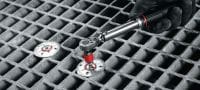 Disc pentru fixarea grătarelor X-FCM-R HL (oțel inoxidabil), pentru sarcini mari Disc din oțel inoxidabil, pentru sarcini mari, pentru fixarea grătarelor pentru planșee cu bolțuri filetate, în medii foarte corozive Aplicații 1