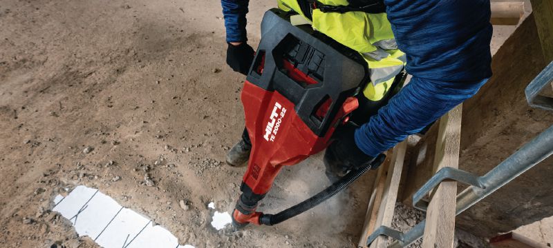 Ciocan pneumatic TE 2000-22 pe acumulator Ciocan pneumatic puternic și ușor, pe acumulator, pentru spargerea betonului și alte lucrări de demolare (platforma pe acumulatori Nuron) Aplicații 1