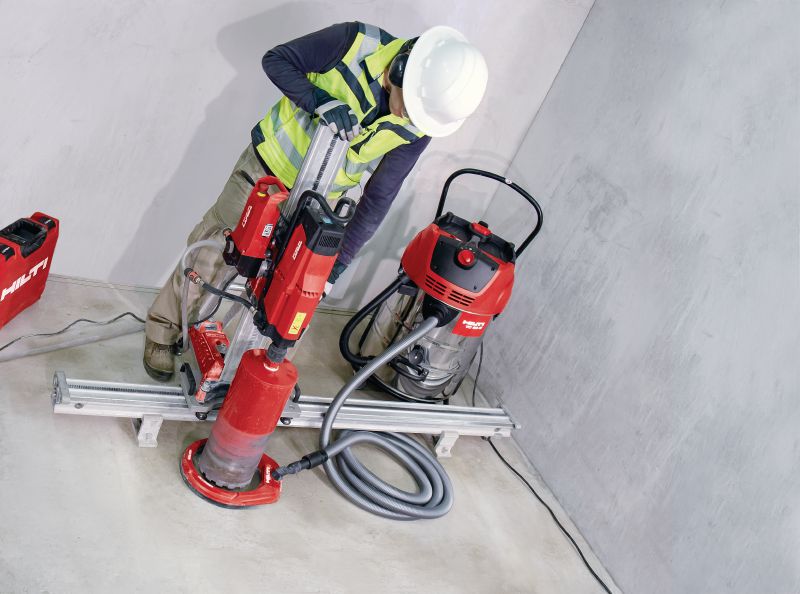 Aspirator pentru apa murdară VC 60-W Aspirator de mare capacitate pentru colectarea apei murdare, care se atașează la unelte electrice (pentru condiții umede), rezervor de 72 l Aplicații 1