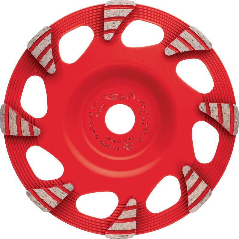 Disc diamantat SPX de șlefuit, universal (pentru DG/DGH 150) Disc diamantat de șlefuit, cu performanțe excelente, pentru polizorul diamantat DG/DGH 150 – pentru șlefuirea mai rapidă a tuturor tipurilor de beton, șapă și piatră naturală